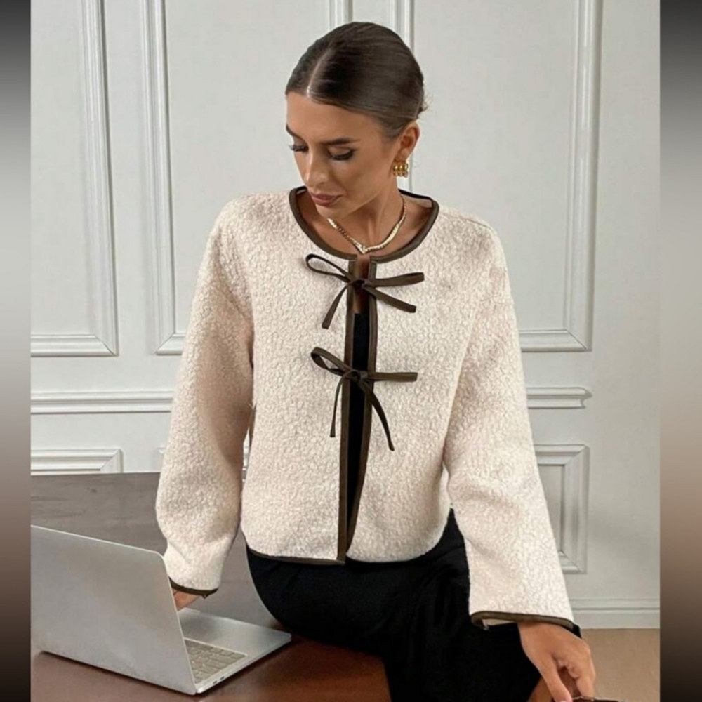 Elegant Cream Jacket with Brown Accents - Picture 1 of 9